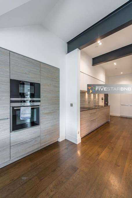 Cool Urban Apartment With Stunning Castle Views Edinburgh Dış mekan fotoğraf