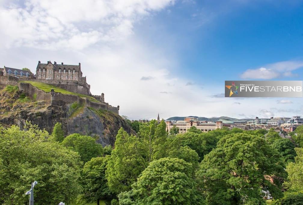 Cool Urban Apartment With Stunning Castle Views Edinburgh Dış mekan fotoğraf