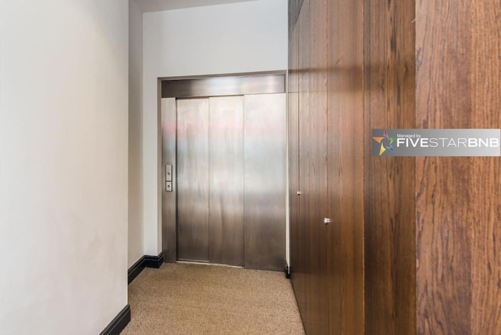 Cool Urban Apartment With Stunning Castle Views Edinburgh Dış mekan fotoğraf