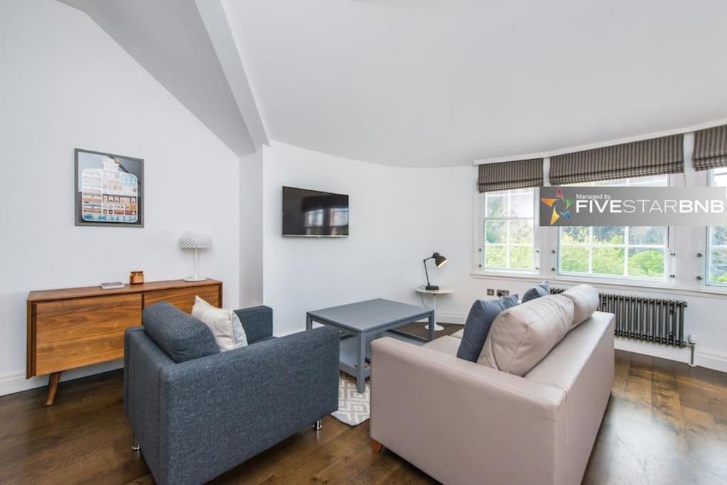 Cool Urban Apartment With Stunning Castle Views Edinburgh Dış mekan fotoğraf